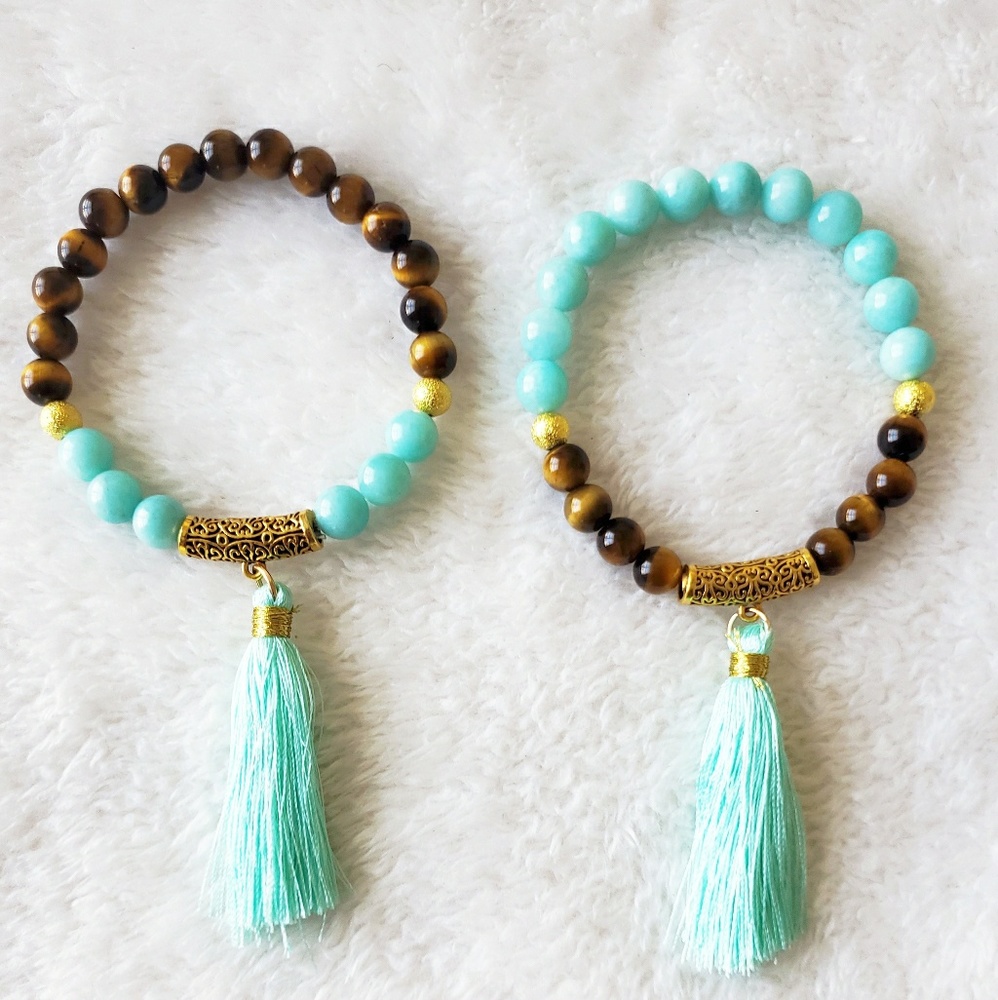 Crystal Healing Bracelet: Feminine Empowerment